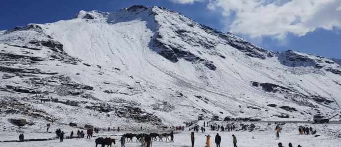 Manali + Manikaran Tour Package – Best Combo 2025 ( 3★ Deluxe Hotel )