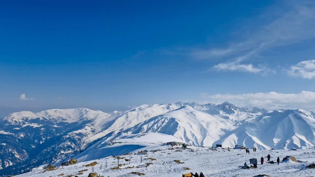 image of Budget Hotel Manali Tour Package (4 Nights / 5 Days) - Standard Stay at Best Price