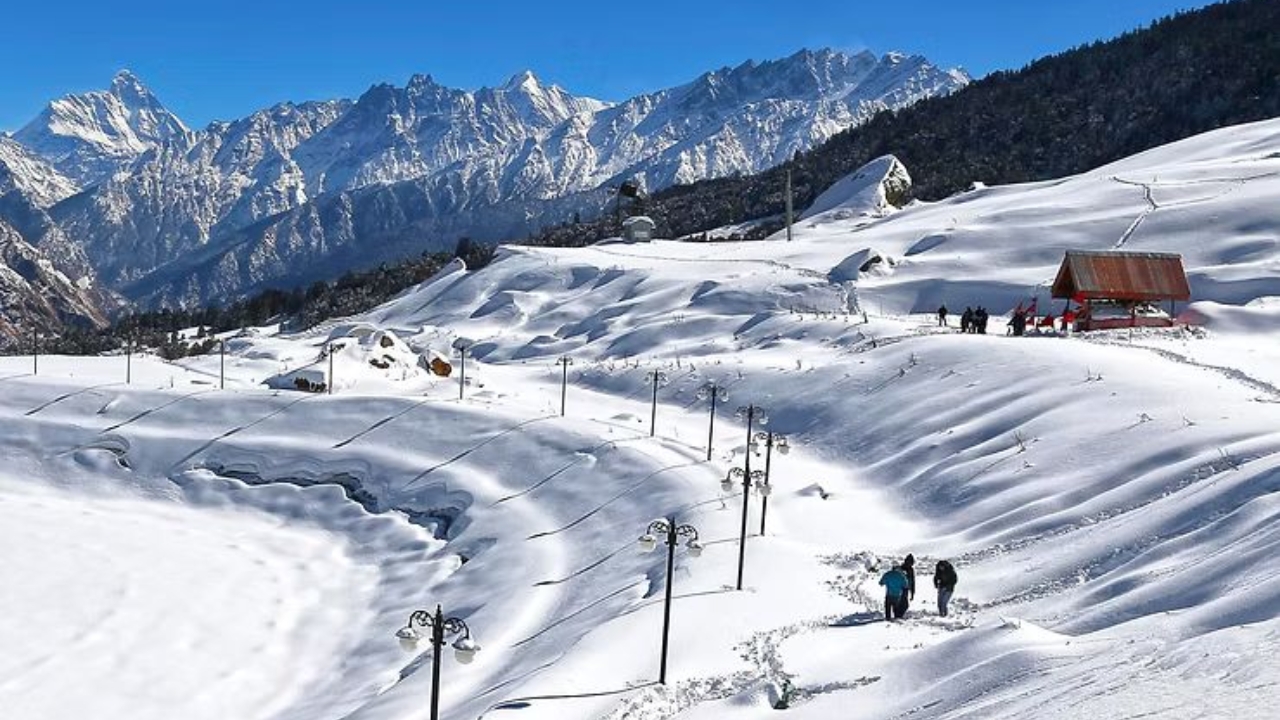 image of Star Luxury Hotel Manali Tour Package (4 Nights / 5 Days) - Luxury Stay at Best Price