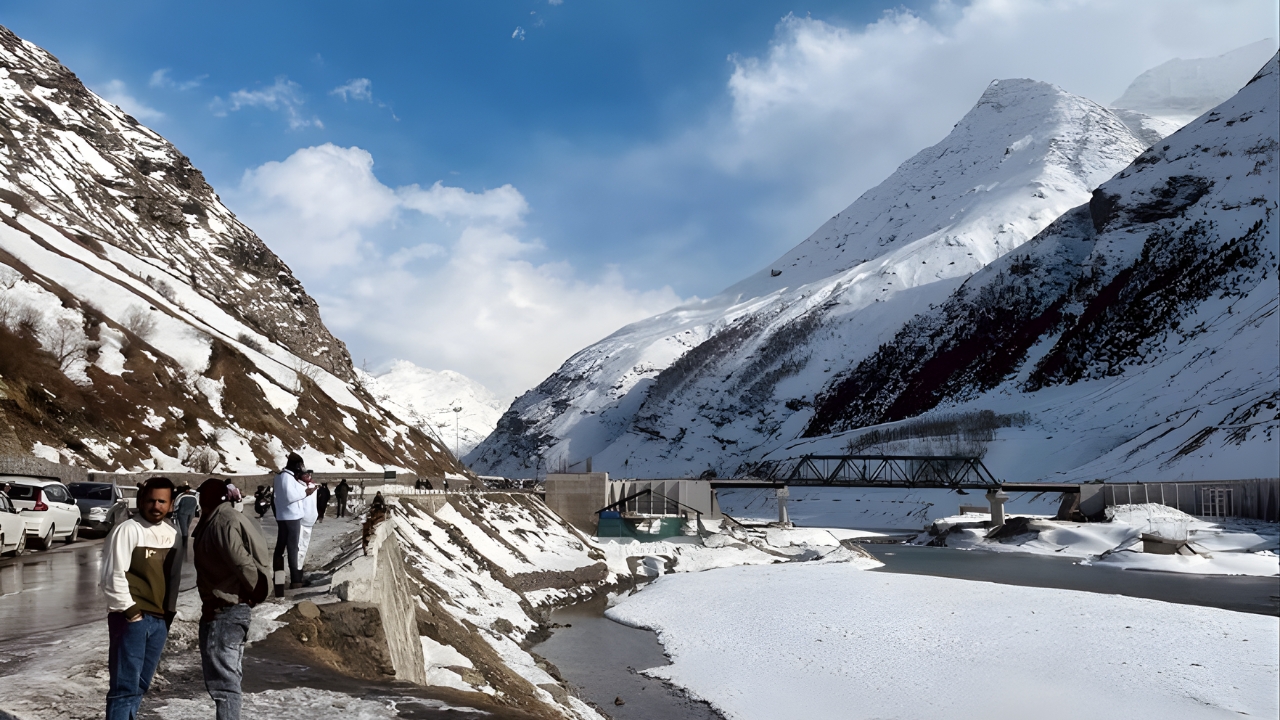 image of Star Luxury Hotel Manali Tour Package (4 Nights / 5 Days) - Luxury Stay at Best Price