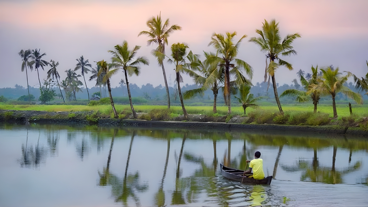 image of Kerala Tour Package – 4 Nights / 5 Days   (4 Person 3 Start Hotel)